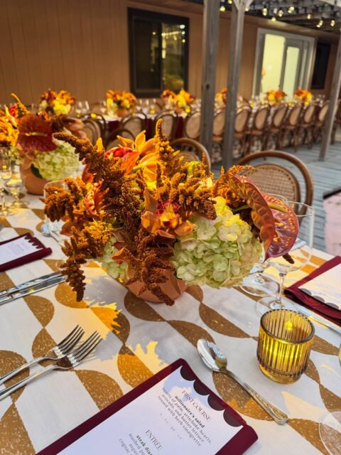 A nod to the ‘60s for a night among legends 🌕 A dinner party with Apollo-era astronauts as guest speakers for Space Center Houston @spacecenterhou 🍁
planning & catering @mrskchapman @carleyrpesl @afehouston
linens @bbjlatavola @nuagedesignsinc
floral @arteandesign
rentals @goodierentals
lighting & av @360avdesign