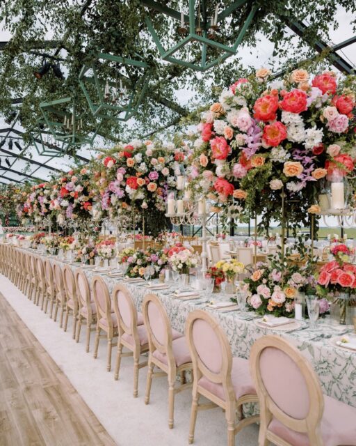 The details guests remember most aren’t always the biggest ones.⁠
⁠
A signature cocktail, beautiful florals, thoughtful hospitality, and the feeling of being completely welcomed. This is the AFE way.⁠
⁠
⁠Photography: @limacaroline⁠
Planner: @alliebutcher @keely.thorne.events⁠
Flowers & Décor: @jacksondurhamevents⁠
Tent: @sandoneproductions⁠
Catering: @afehouston @carolynmbowen @natcollinss @emma.hull98 ⁠
Stationery: @southernfriedpaper⁠
Lighting & A/V: @stage2lighting⁠
Cake: @amycakes7⁠
Rentals: @partyprorents @poshcouturerentals @percheventdecor @bbjlatavola @nuage ⁠
Dance Floor Vinyl: @fulltiltwraps⁠